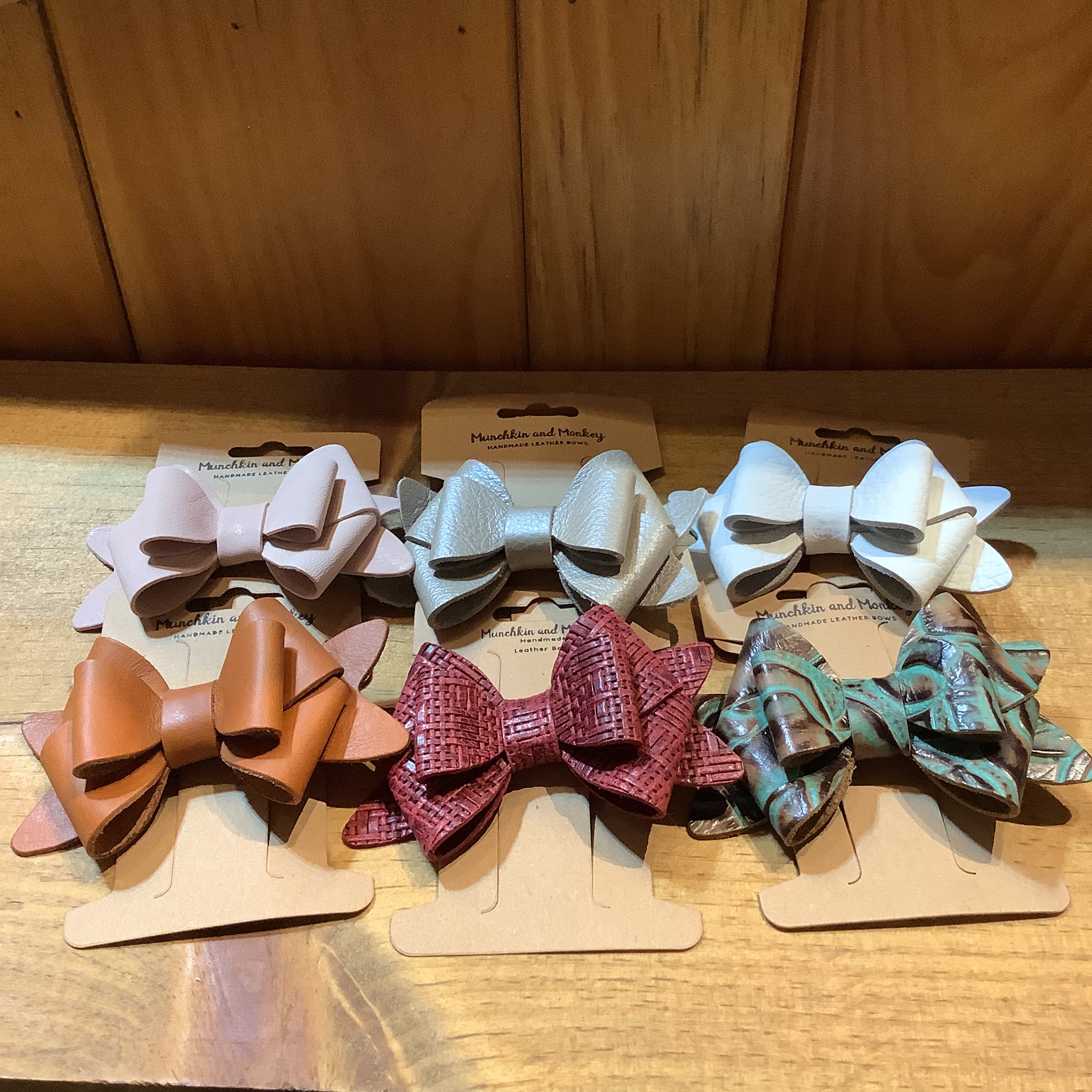 Munchkin and Monkey - Leather Bow Clips