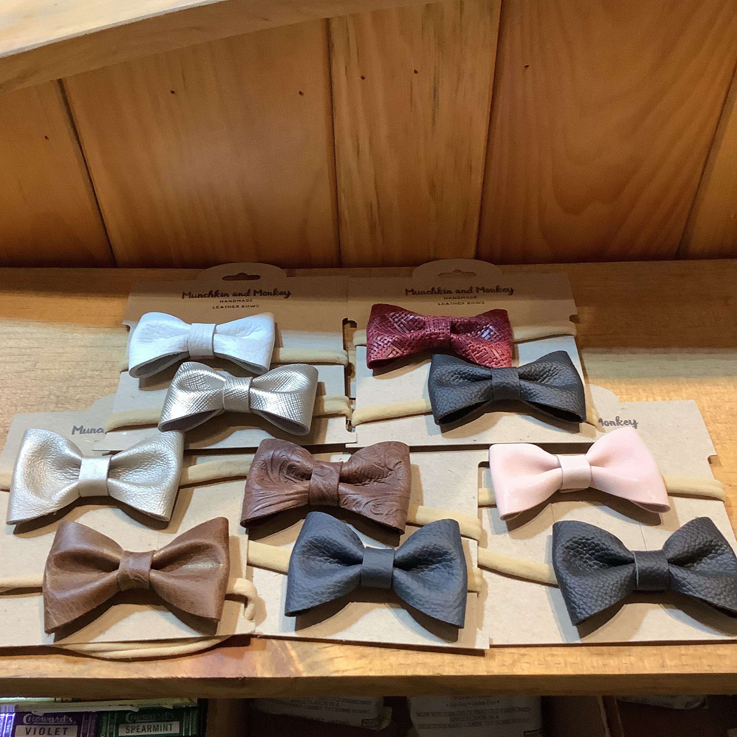 Munchkin and Monkey - Leather Bow Clips